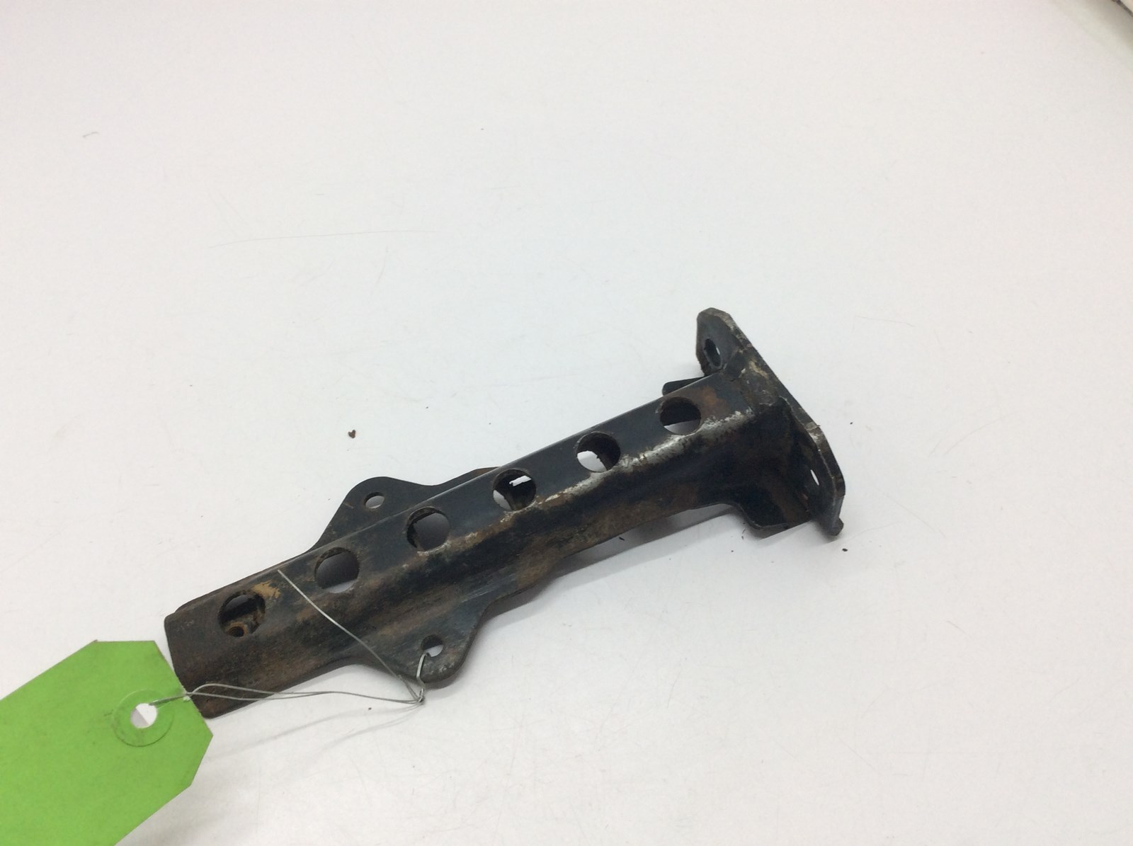 2006 Kawasaki Brute Force 750- RH Footwell Support Bracket