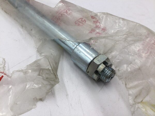 1969 Kawasaki F21M Front Axle - Image 2