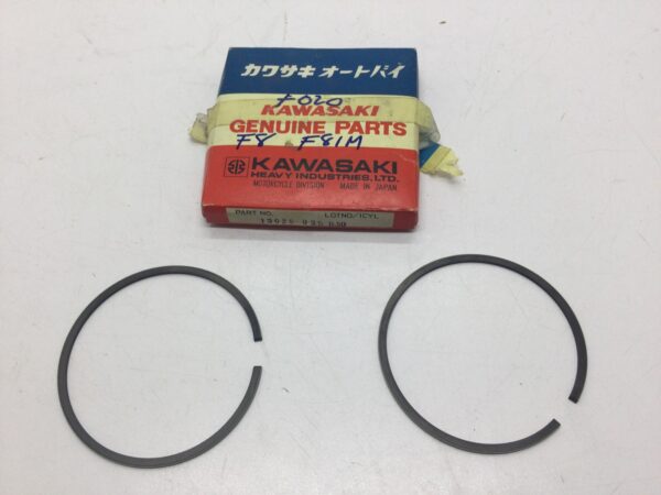 Piston Ring Set .020" O/S - Image 4