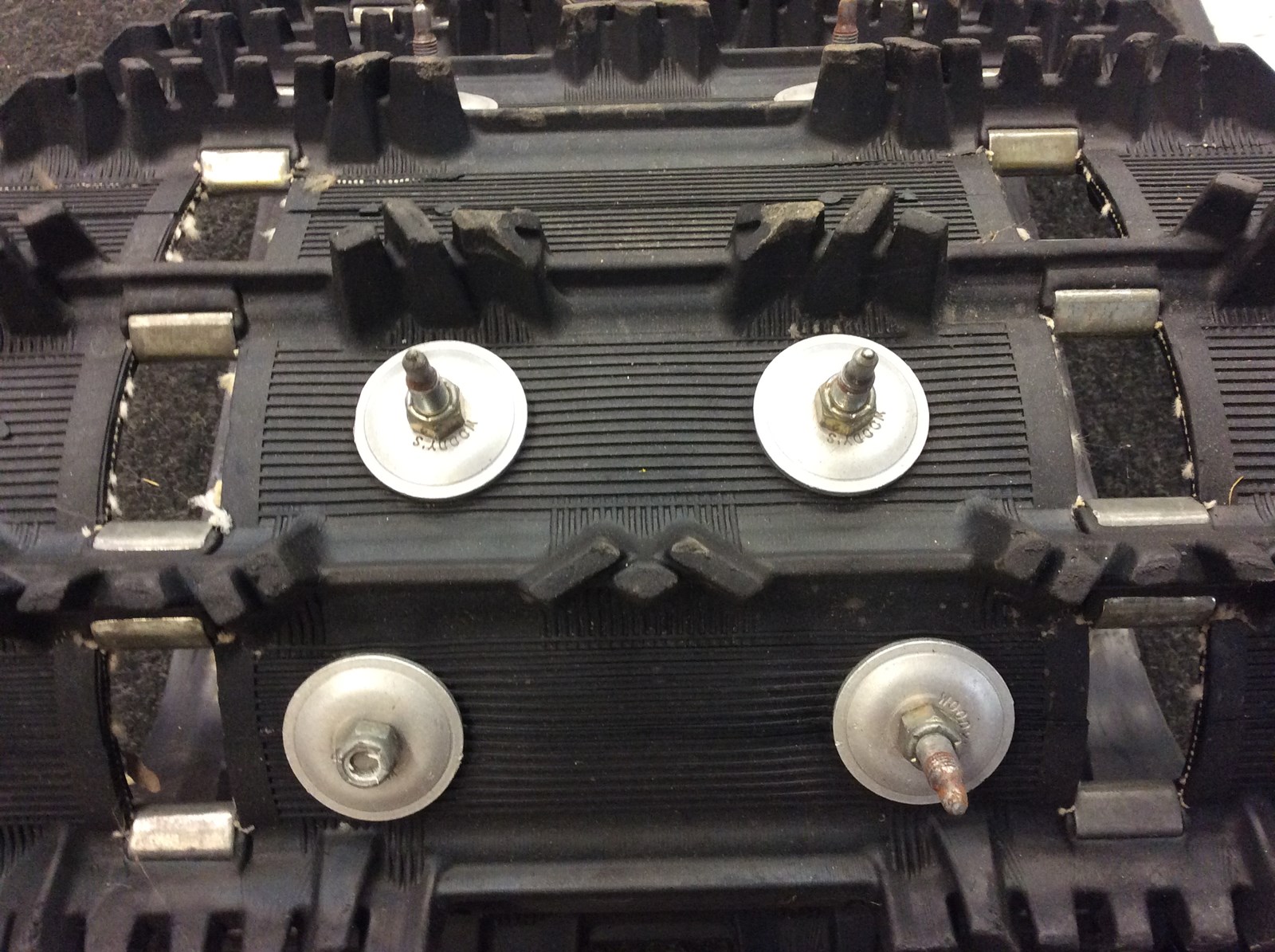 2016 Ski-Doo 15x129 Track  2.86 PITCH - Image 2