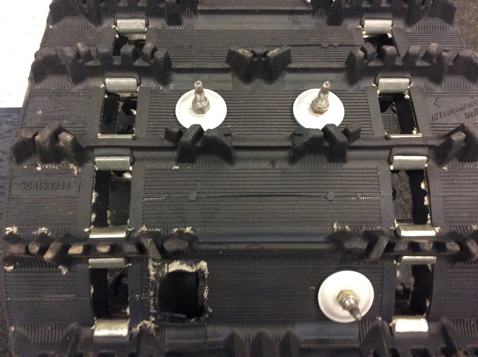 2016 Ski-Doo 15x129 Track  2.86 PITCH - Image 4