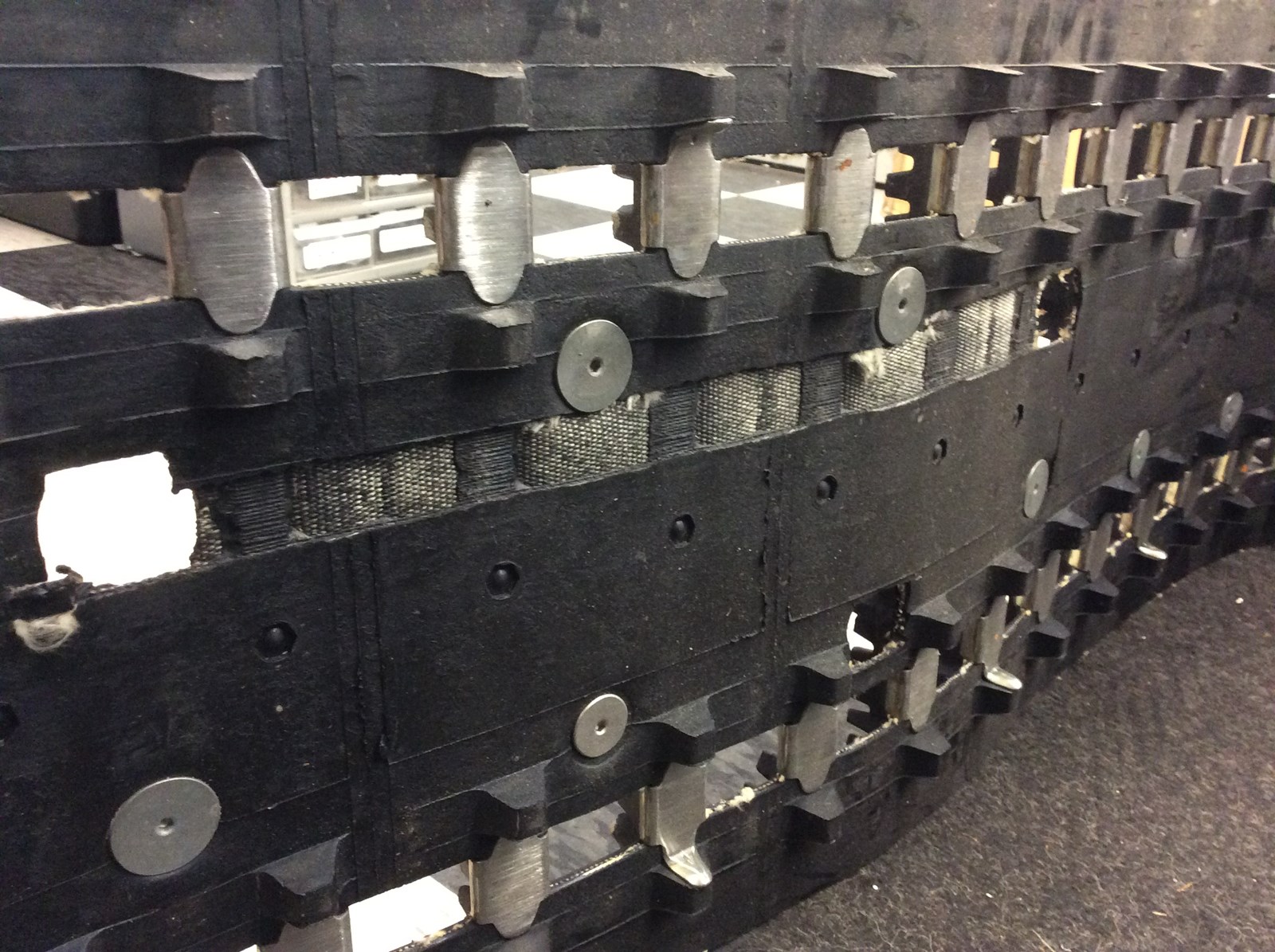 2016 Ski-Doo 15x129 Track  2.86 PITCH - Image 5