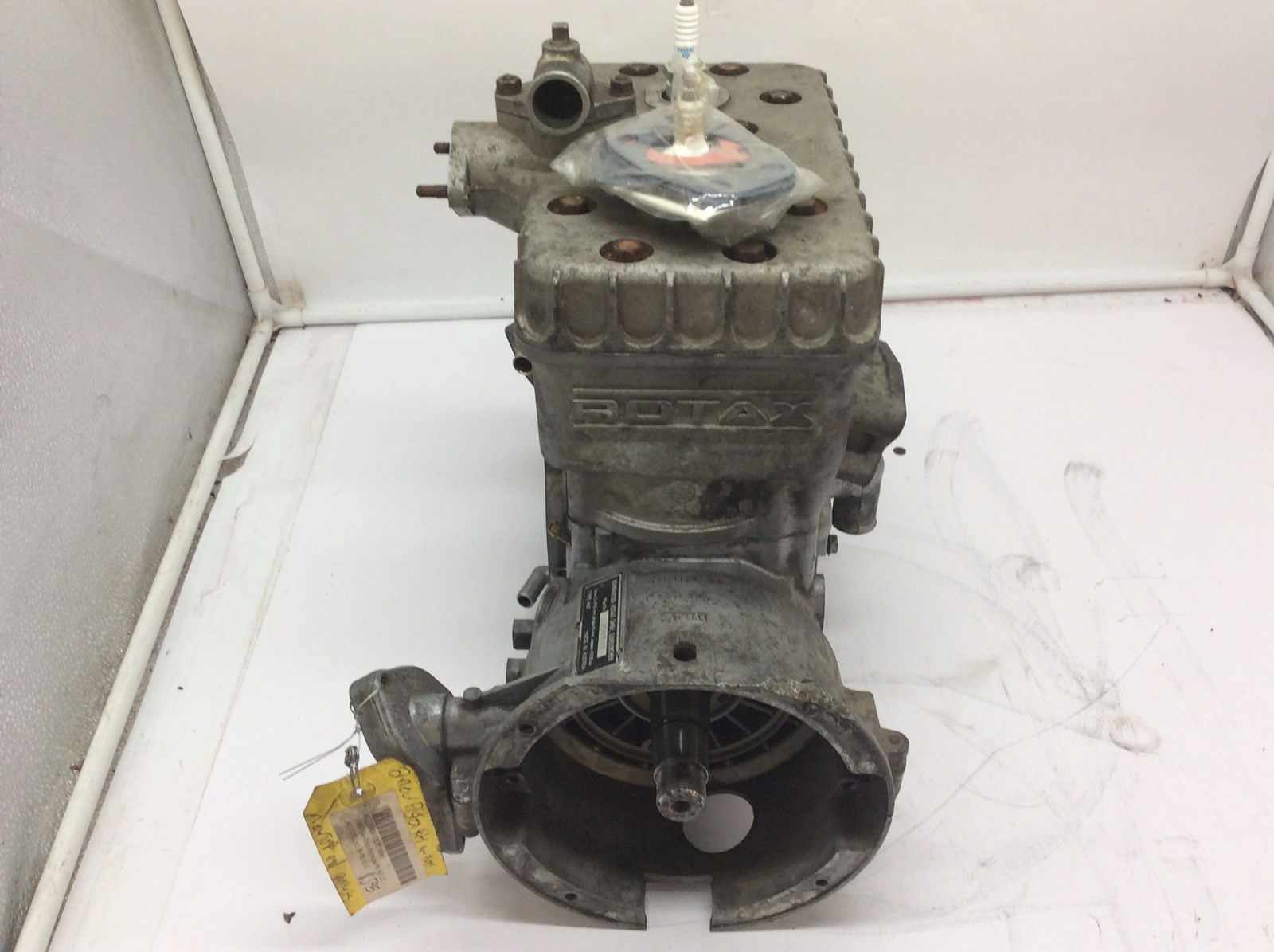 Used 1989 Ski-Doo Formula MX 467 / 470 L/C Engine / Motor - Image 3