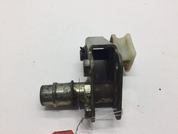 1990 Yamaha Suspension Bracket 5 (LH) - Image 4