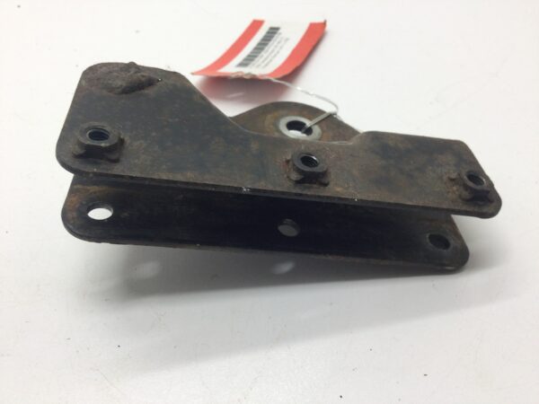 1990 Yamaha Left Suspension Bracket 2 - Image 4