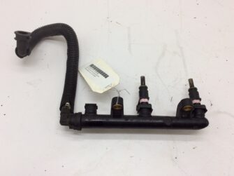 2017 Ski-Doo fuel rail with injectors
