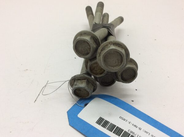 2002 Polaris Head Screws - Image 4