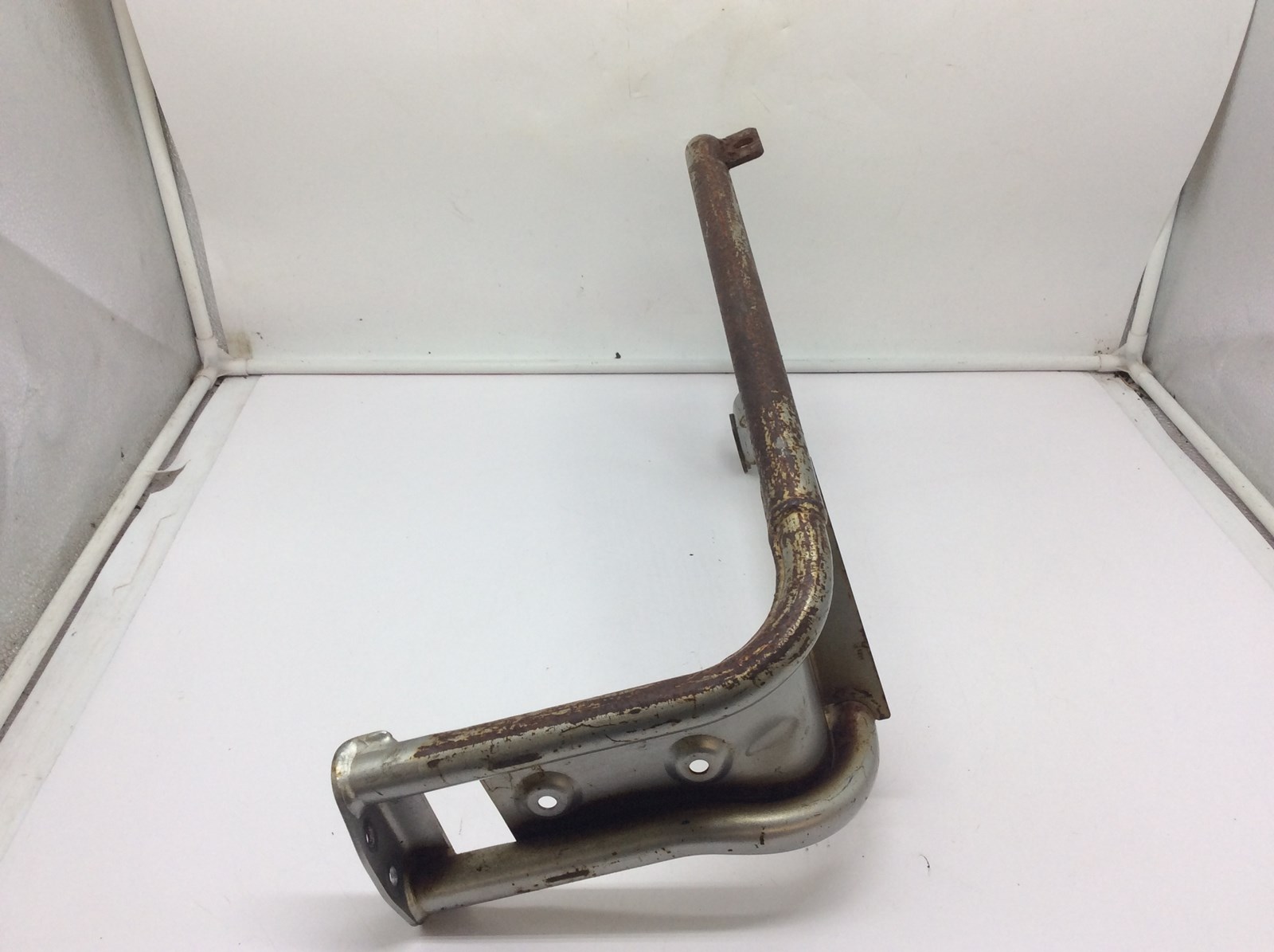 2007 Yamaha rear bumper 4 - Image 2