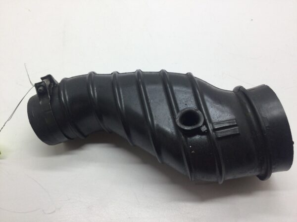 2005 Suzuki Outlet Tube