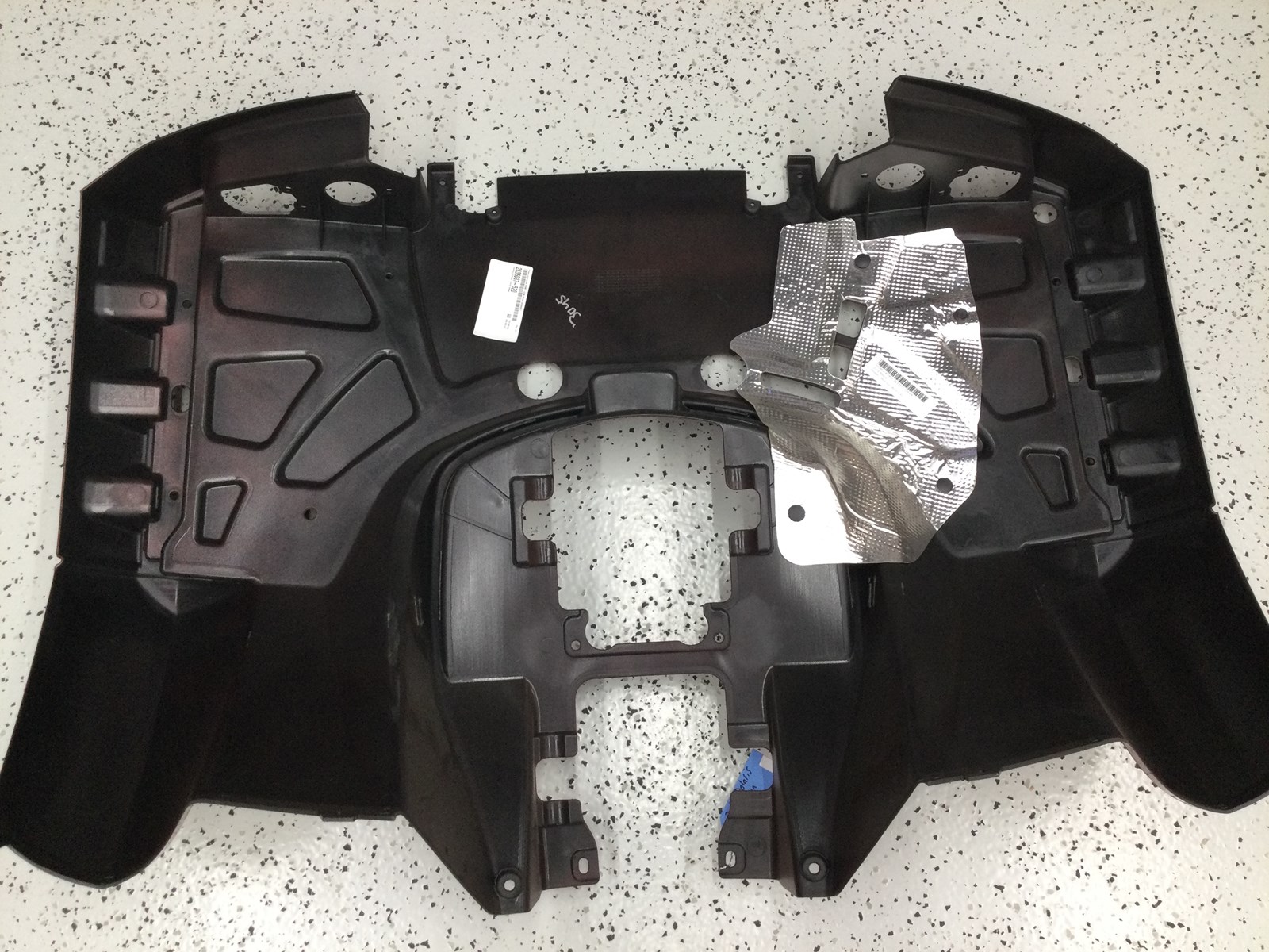 2015 Polaris Sportsman 850 Rear Fender - Image 5