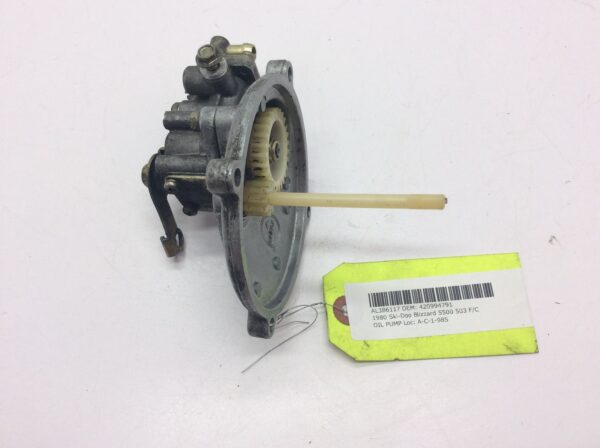 1980 Ski-Doo BLIZZARD 5500 503 F/C OIL PUMP - Image 5