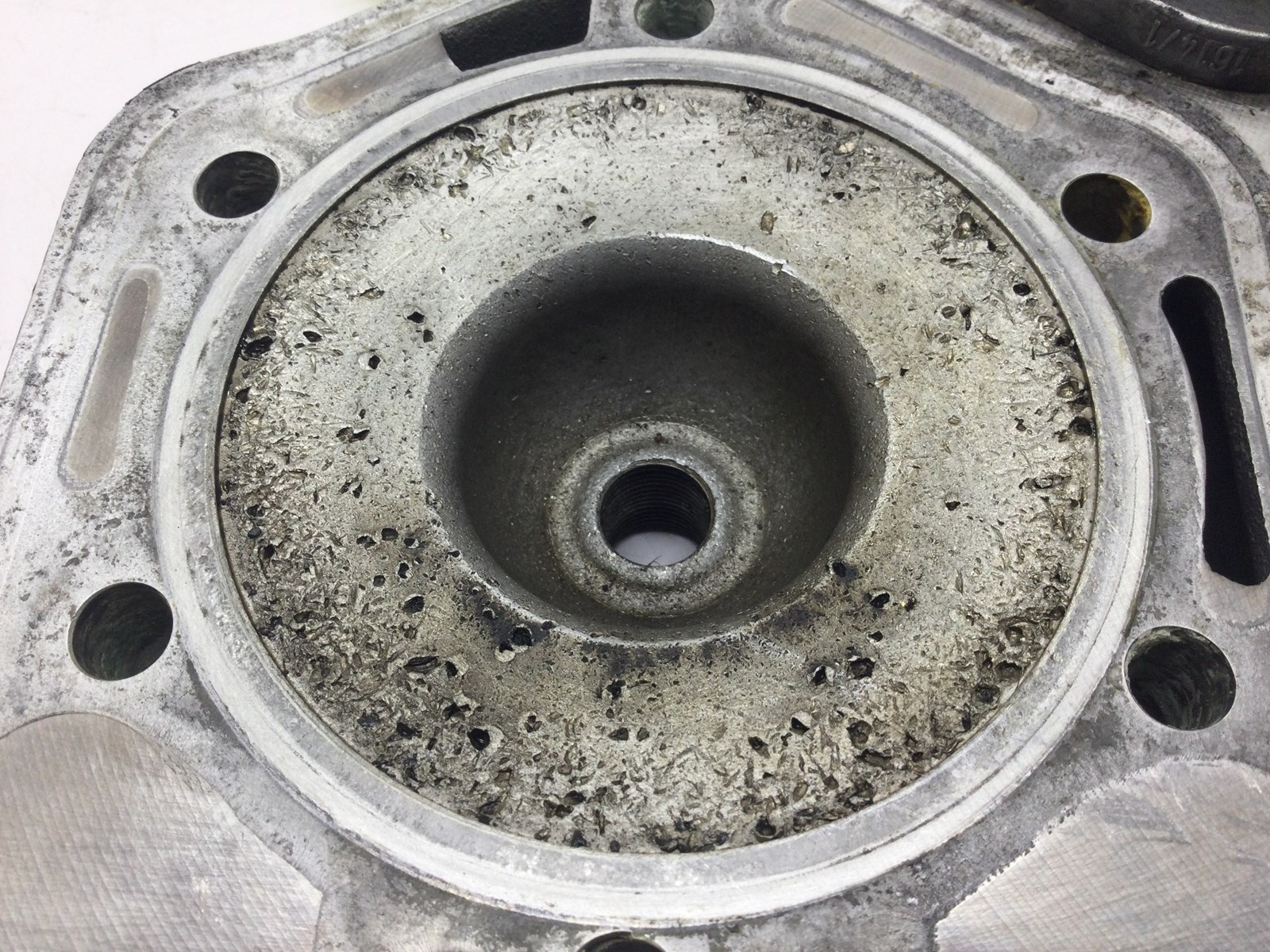 2002 Ski-Doo Cylinder Head - Image 2