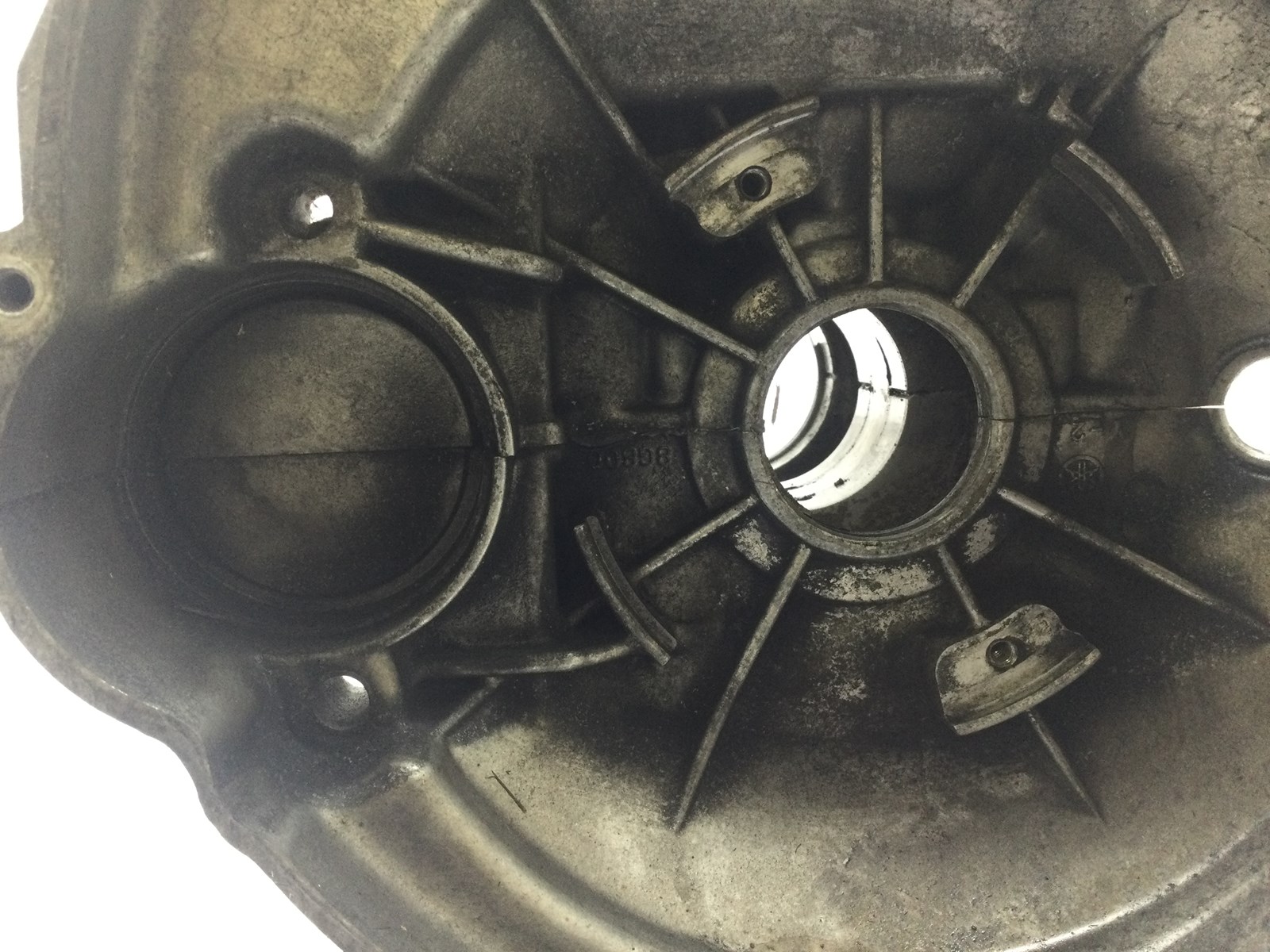 1988 Yamaha Crankcase - Image 3