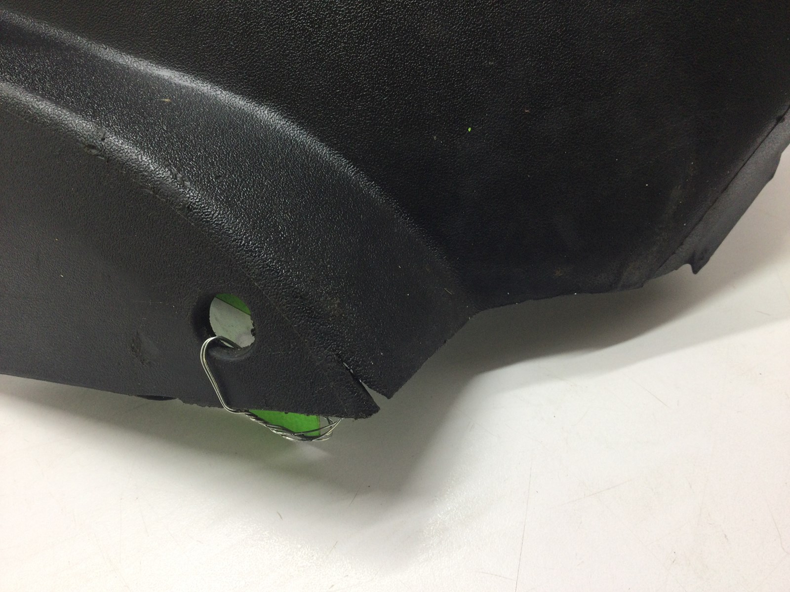 2011 Arctic Cat Right Ski Plate - Image 3