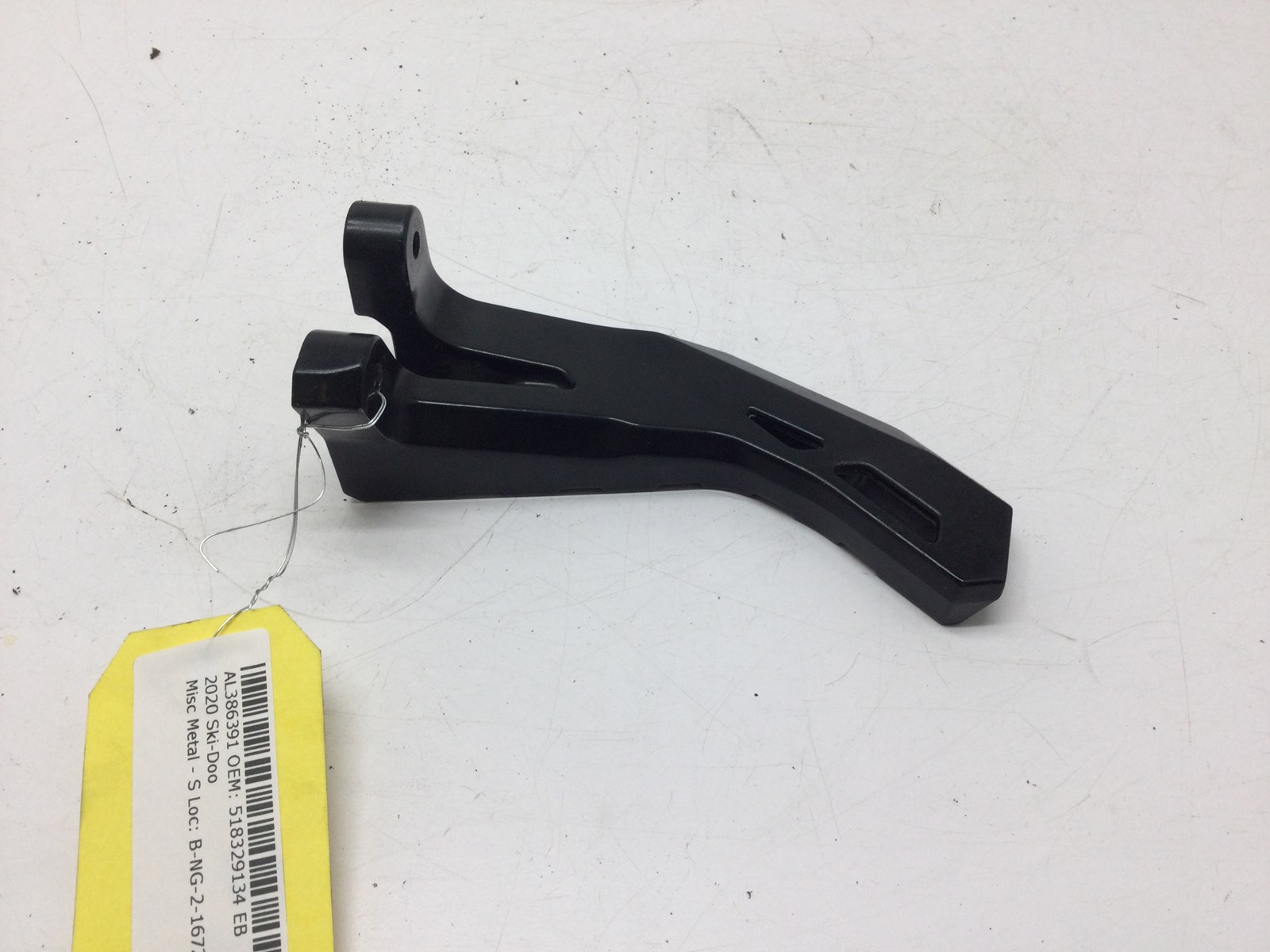 2020 Ski-Doo Toe Hold - Image 3