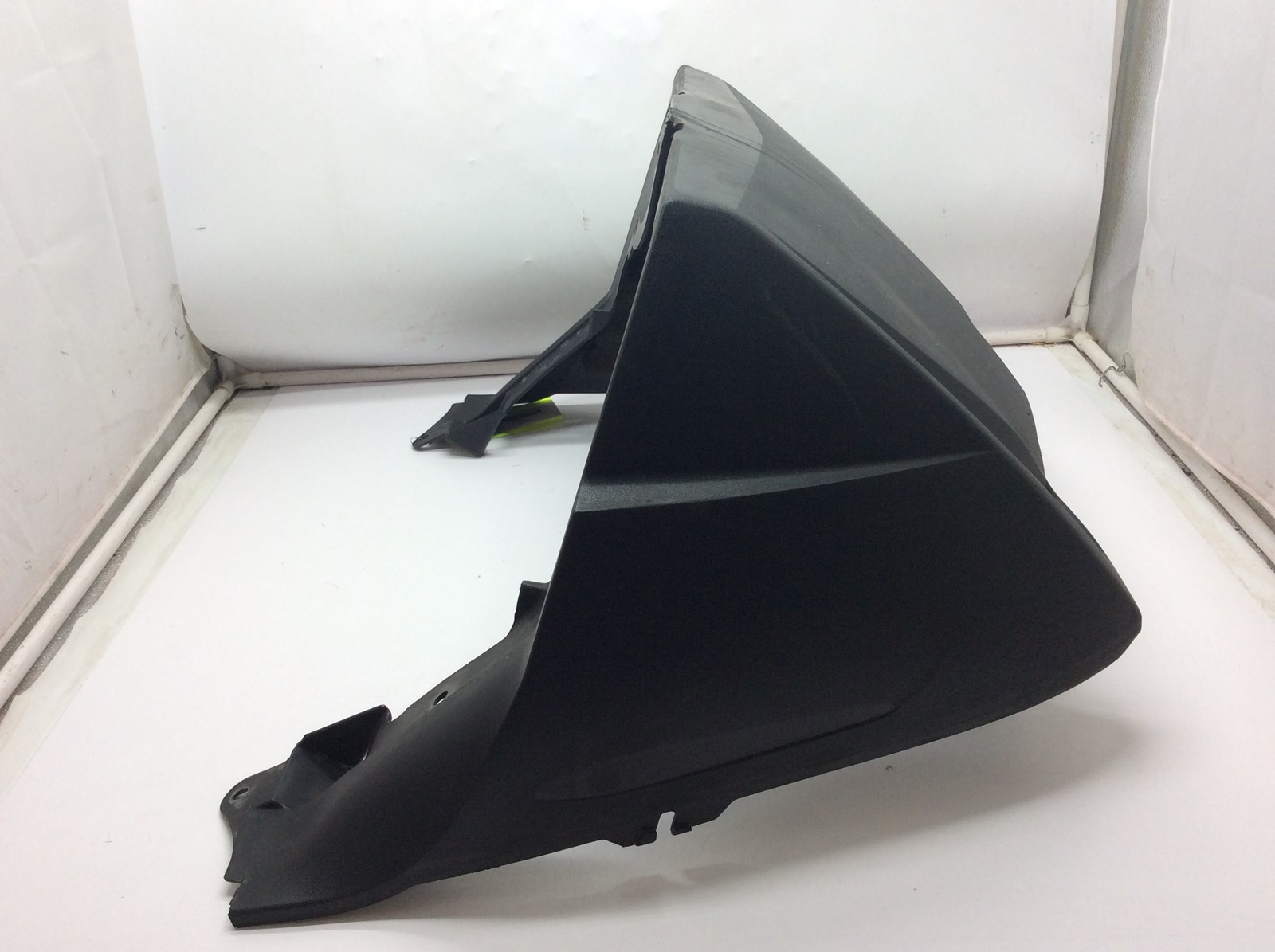 2006 Ski-Doo Center Belly Pan - Image 2