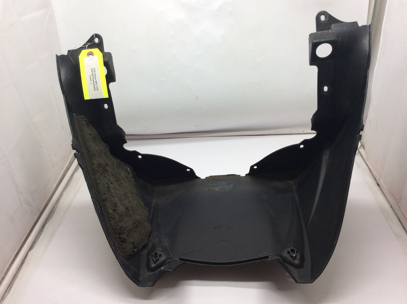 2006 Ski-Doo Center Belly Pan - Image 4