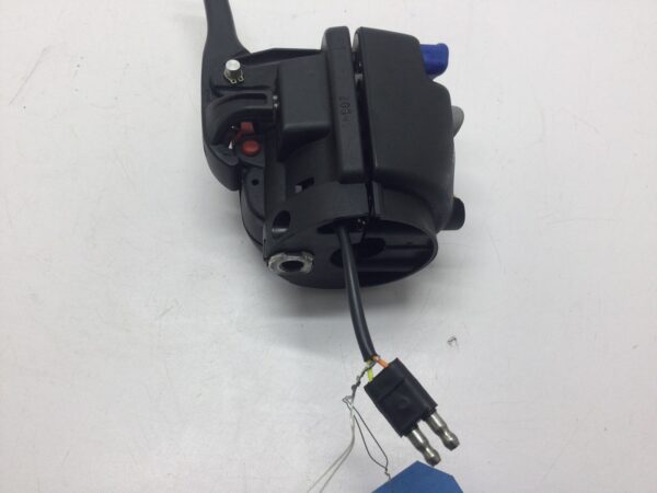 Brake Master Cylinder - Image 4