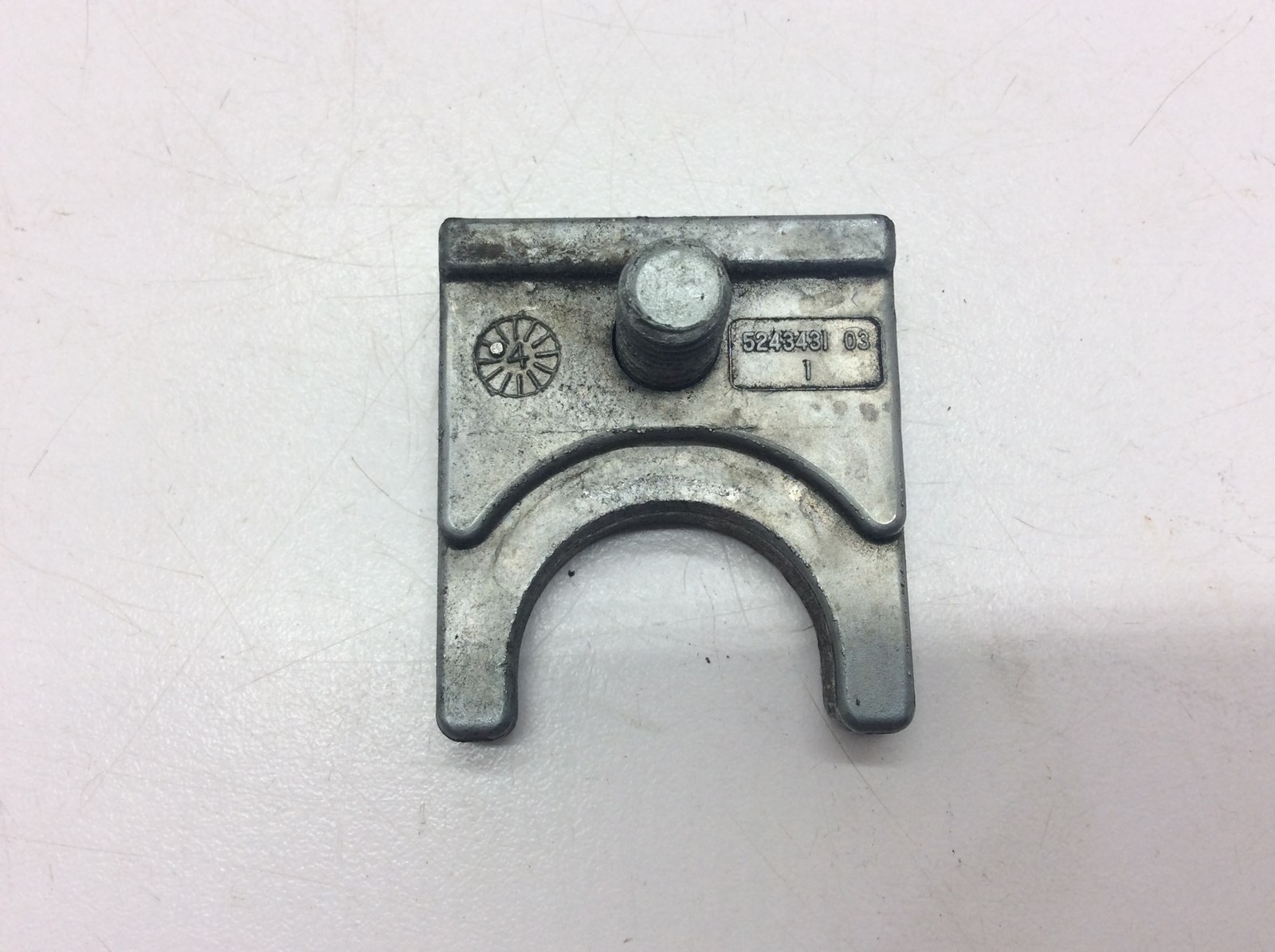 2004 Polaris Water Coolant Manifold Clamp - Image 4