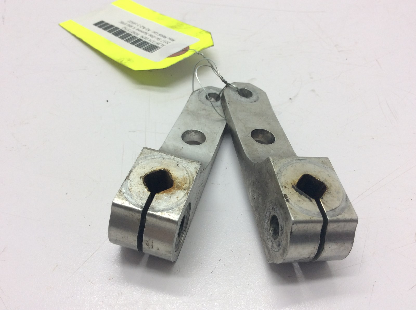 2017 Ski-Doo Stabilisator Lever - Pair - Image 5