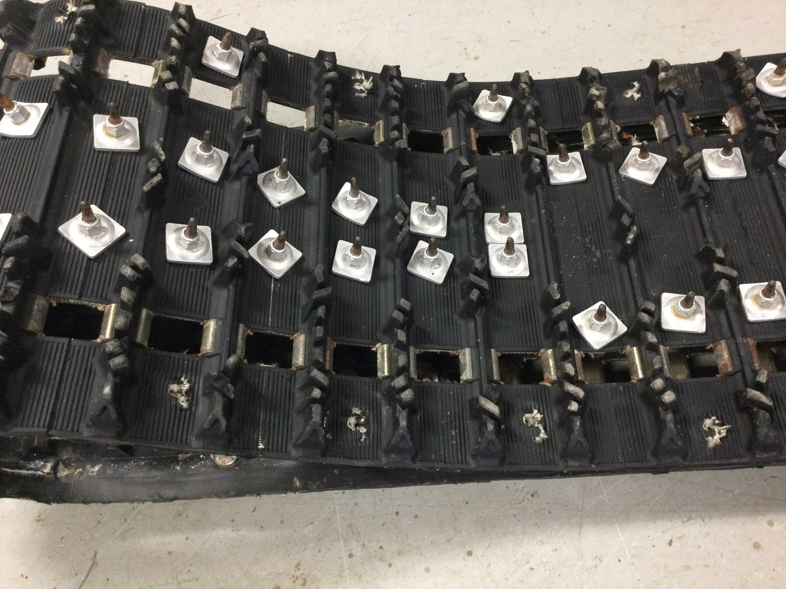 2008 Polaris Used Track 15x121x1.25" - Image 3