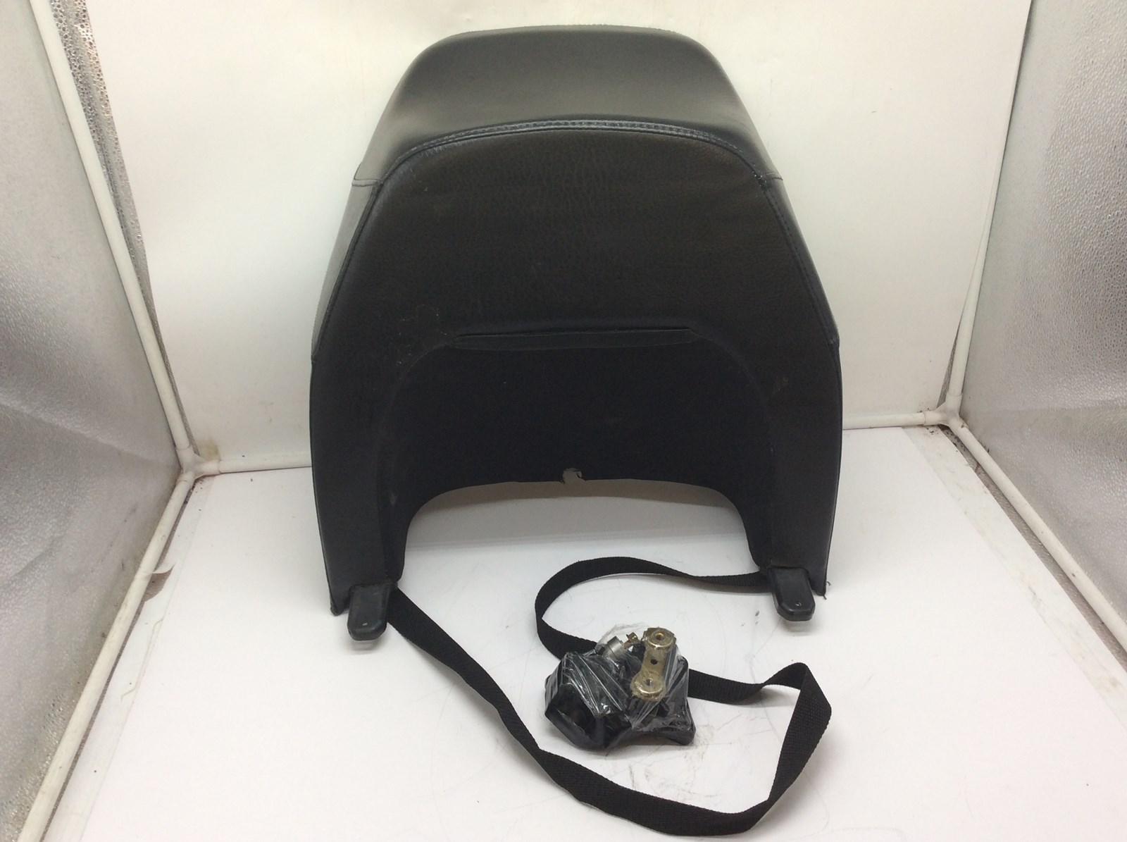 2006 Ski-Doo central seat