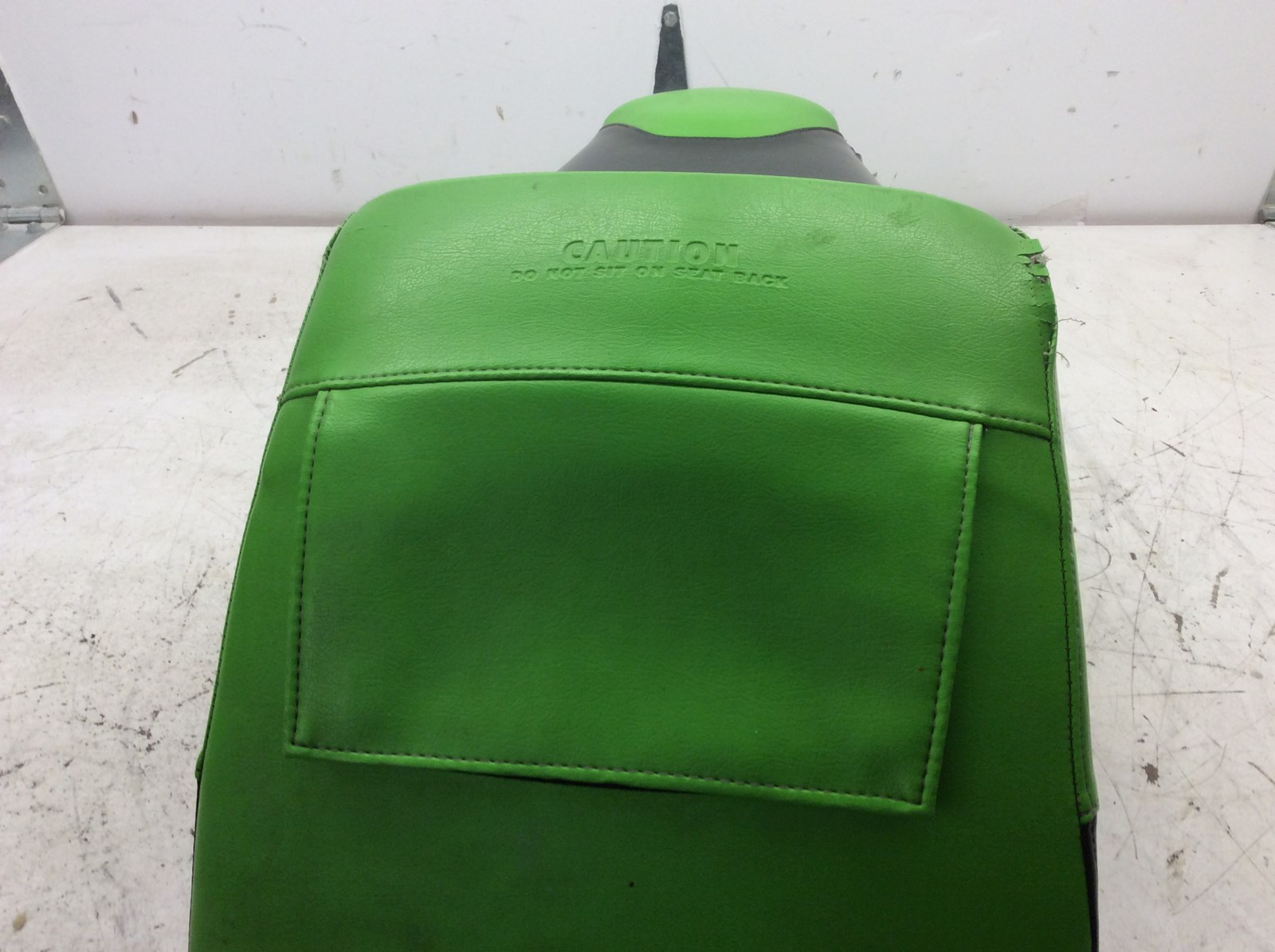2004 Arctic Cat Seat - Image 4
