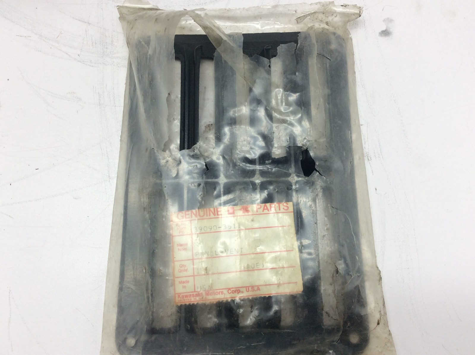 1980 Kawasaki Drifter 340, vent panel