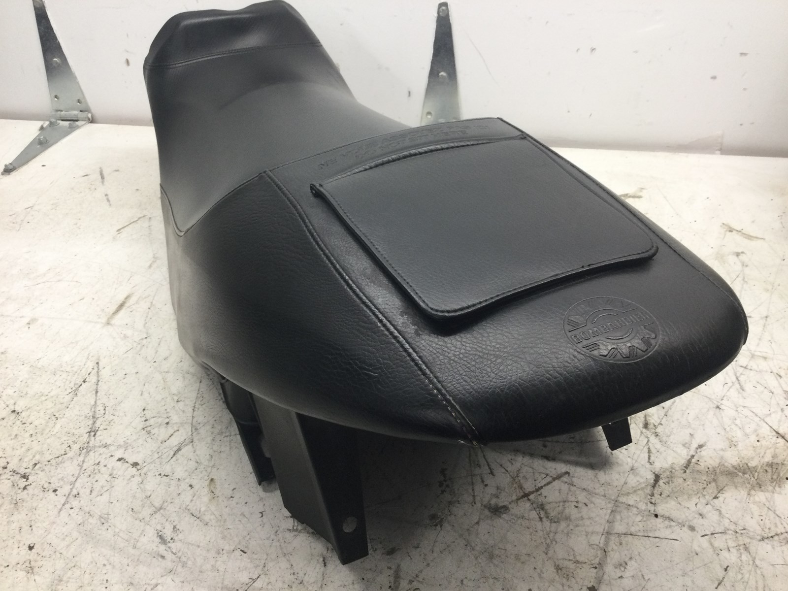 2009 Ski-Doo Seat - Image 4