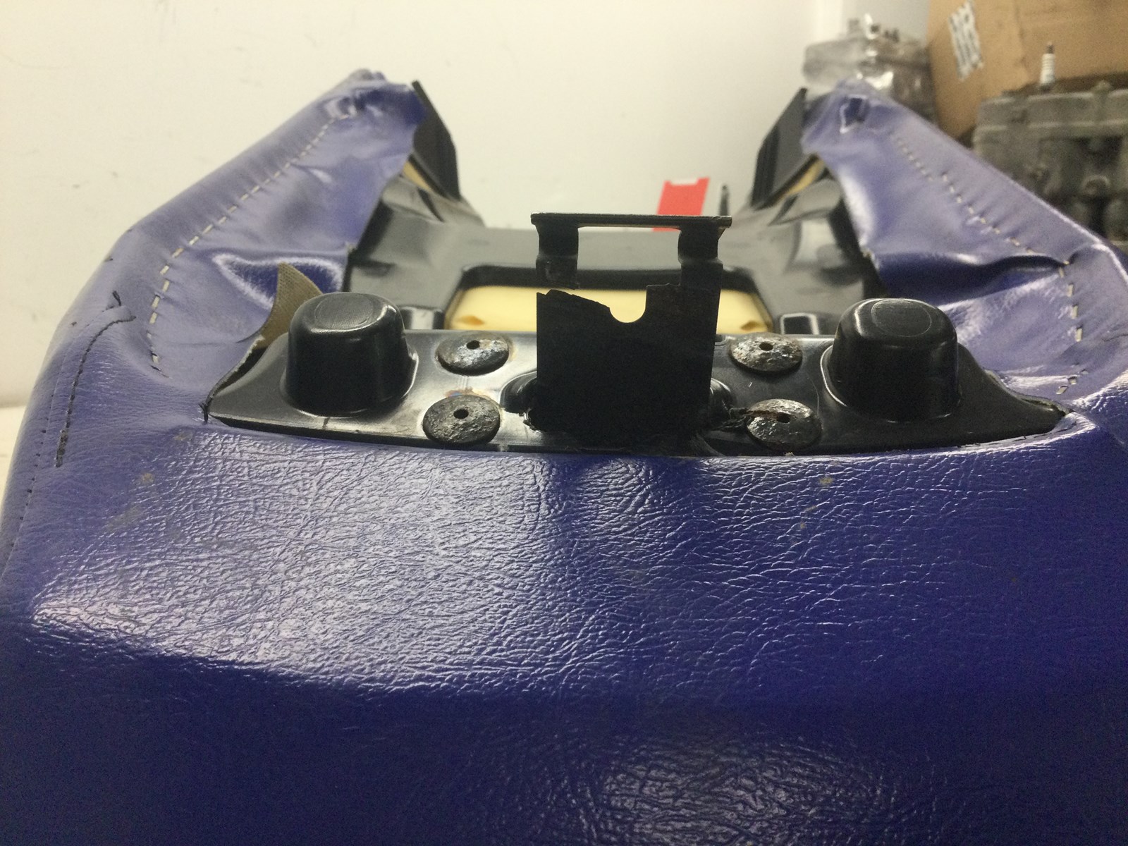 2014 Yamaha Seat - Image 4