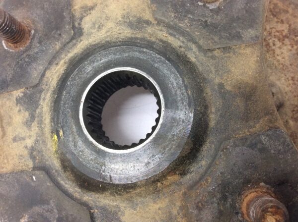 2012 Arctic Cat Wildcat 1000, wheel hub - Image 3
