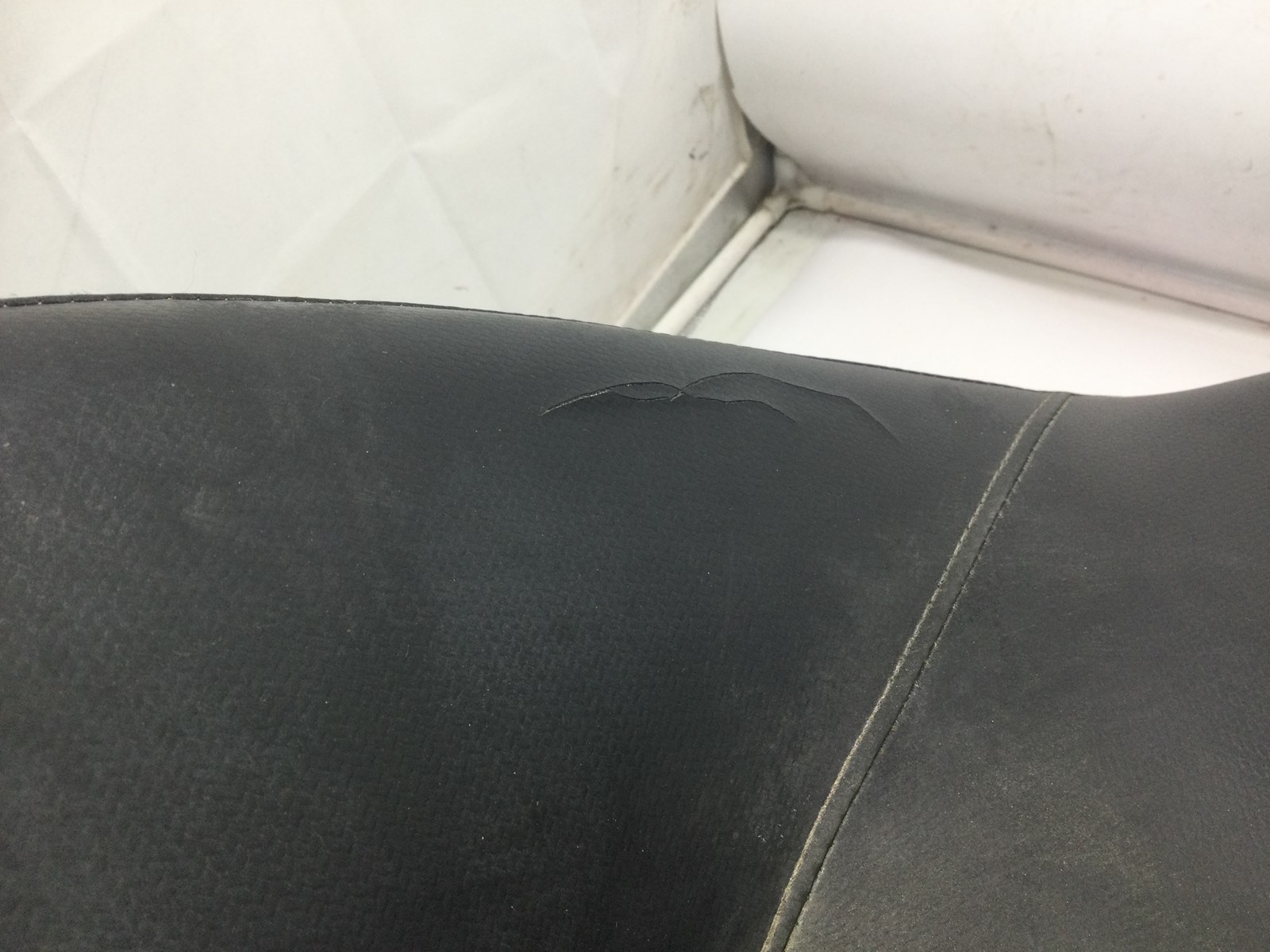 2009 Ski-Doo Seat - Image 5