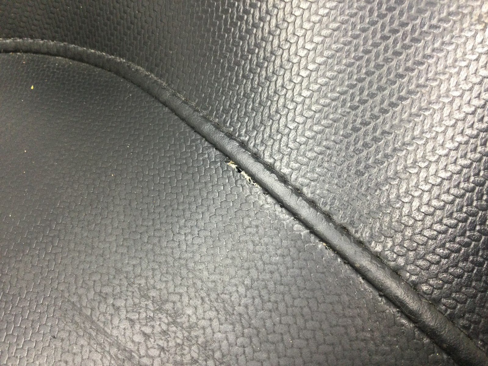 2005 Ski-Doo Seat - Image 3