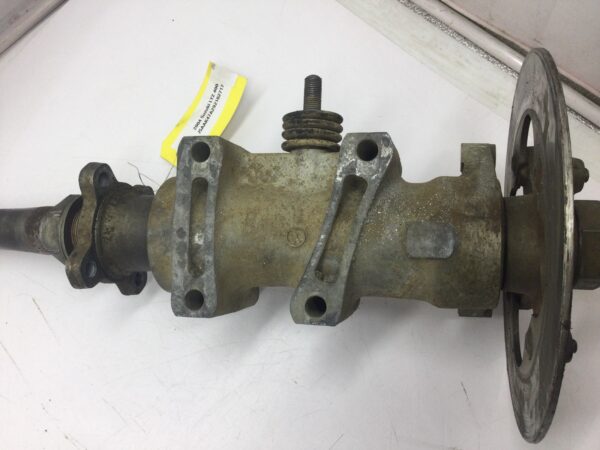 2004 Suzuki Rear Axle Assembly - Image 3