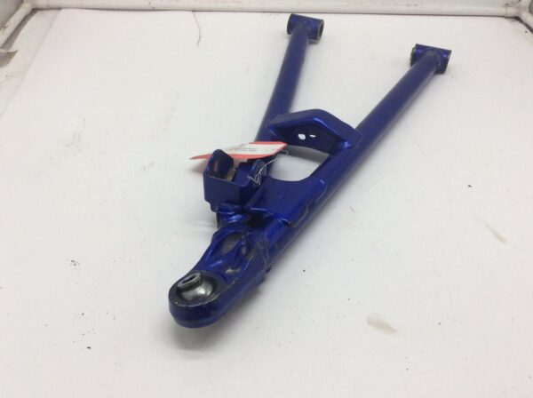 2009 Yamaha lower right a-arm - Image 3
