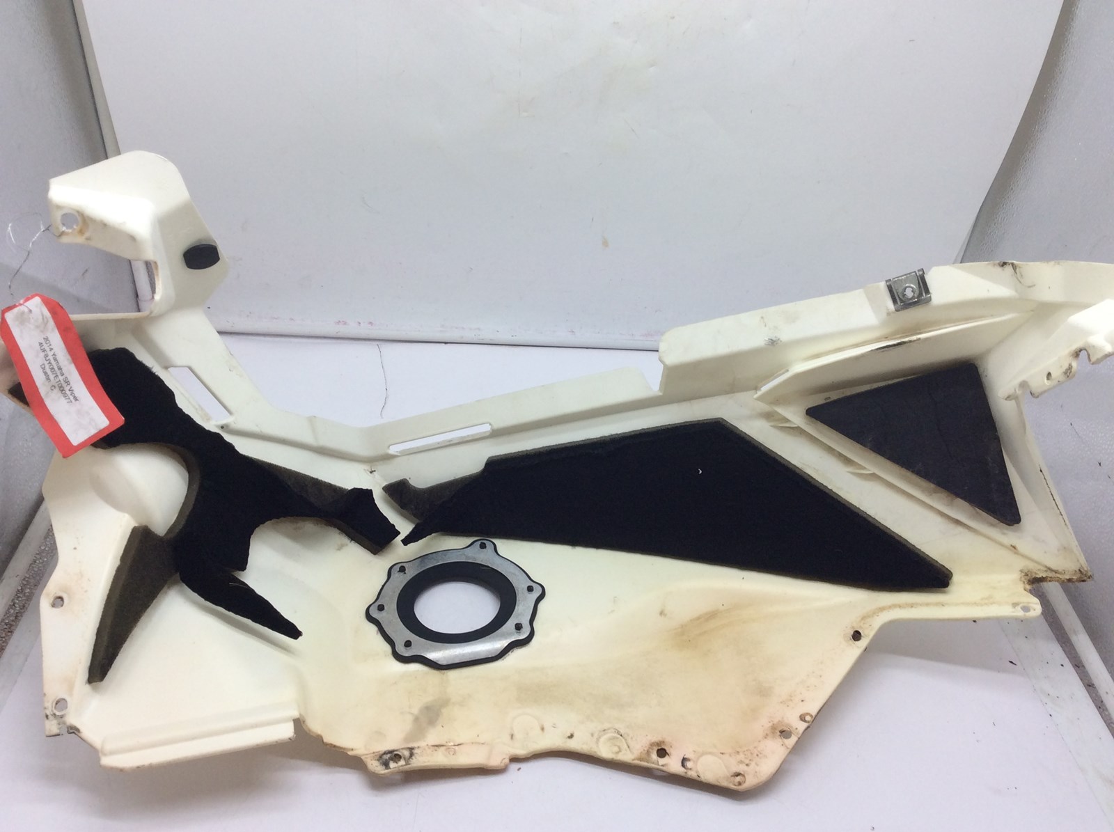 2014 Yamaha RH belly pan - Image 3