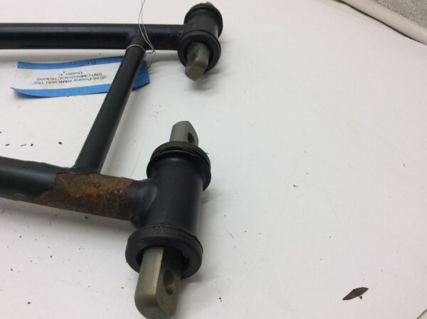 2014 Polaris Right upper control arm - Image 5