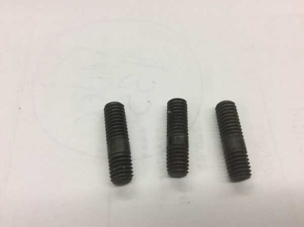 1981 Yamaha Bolt, Stud Cylinder Head Cover