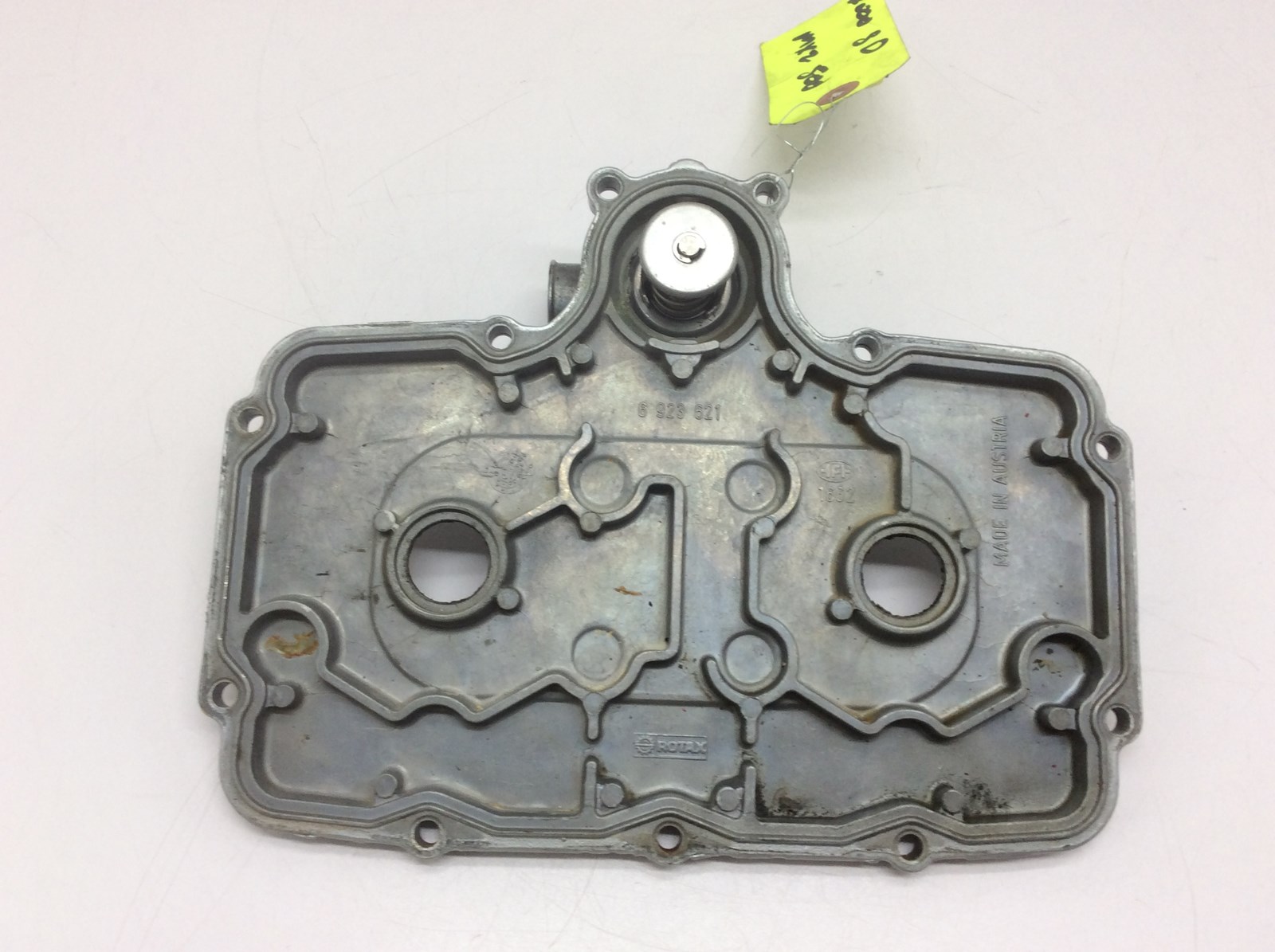1999 Ski-Doo Cylinder Head Cover Assembly - Image 2