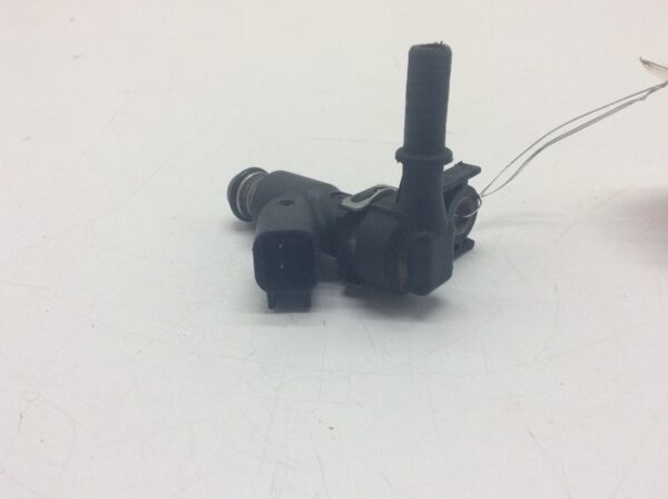 2015 CF Moto Injector Cap 1 - Image 2