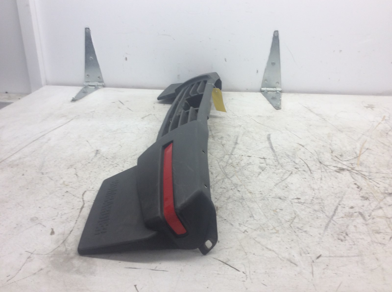 2004 Bombardier Rear bumper - Image 3