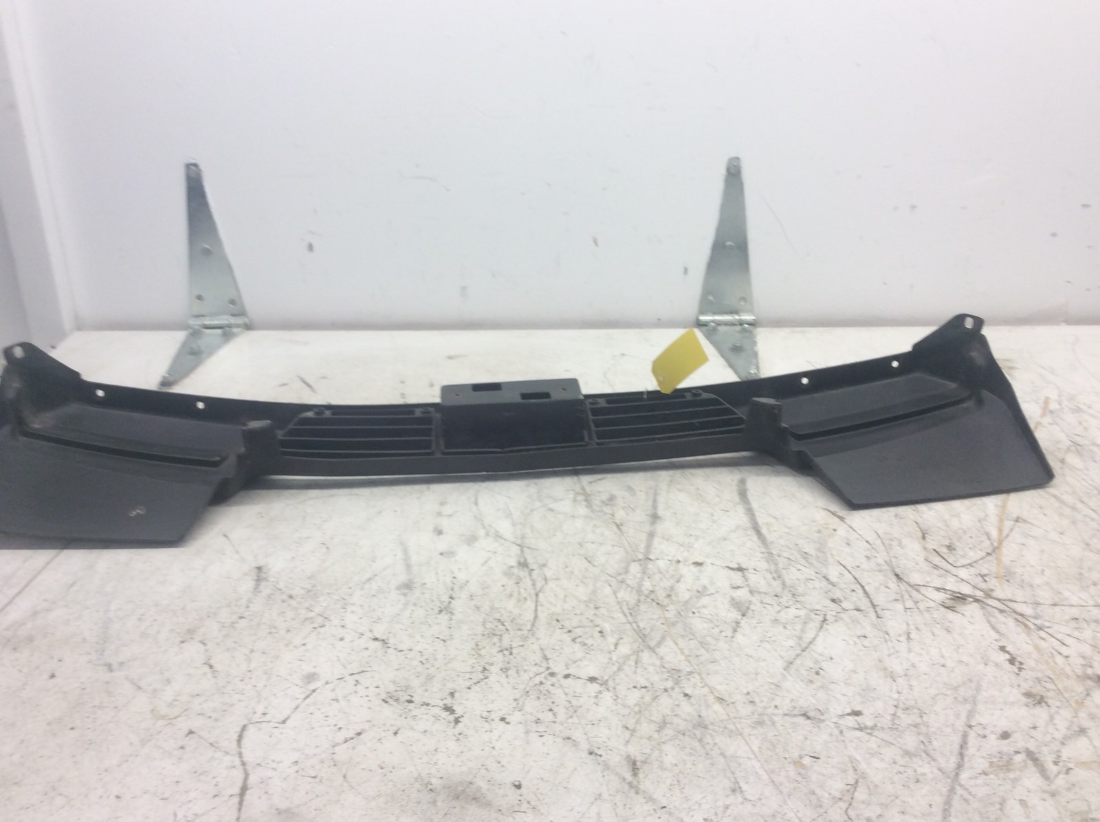 2004 Bombardier Rear bumper - Image 5