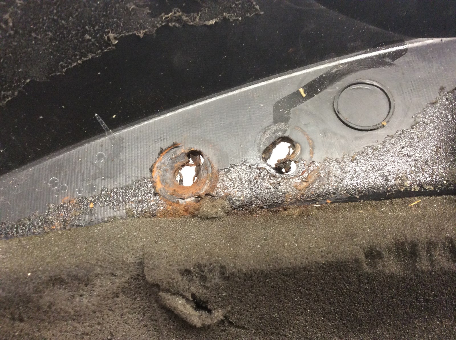 2008 Yamaha Left Side Panel - Image 5