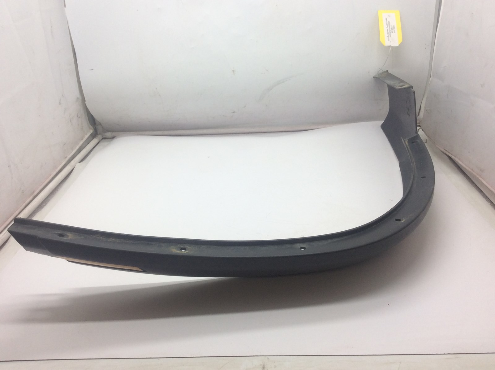 2004 Bombardier Right Rear Mudguard - Image 2