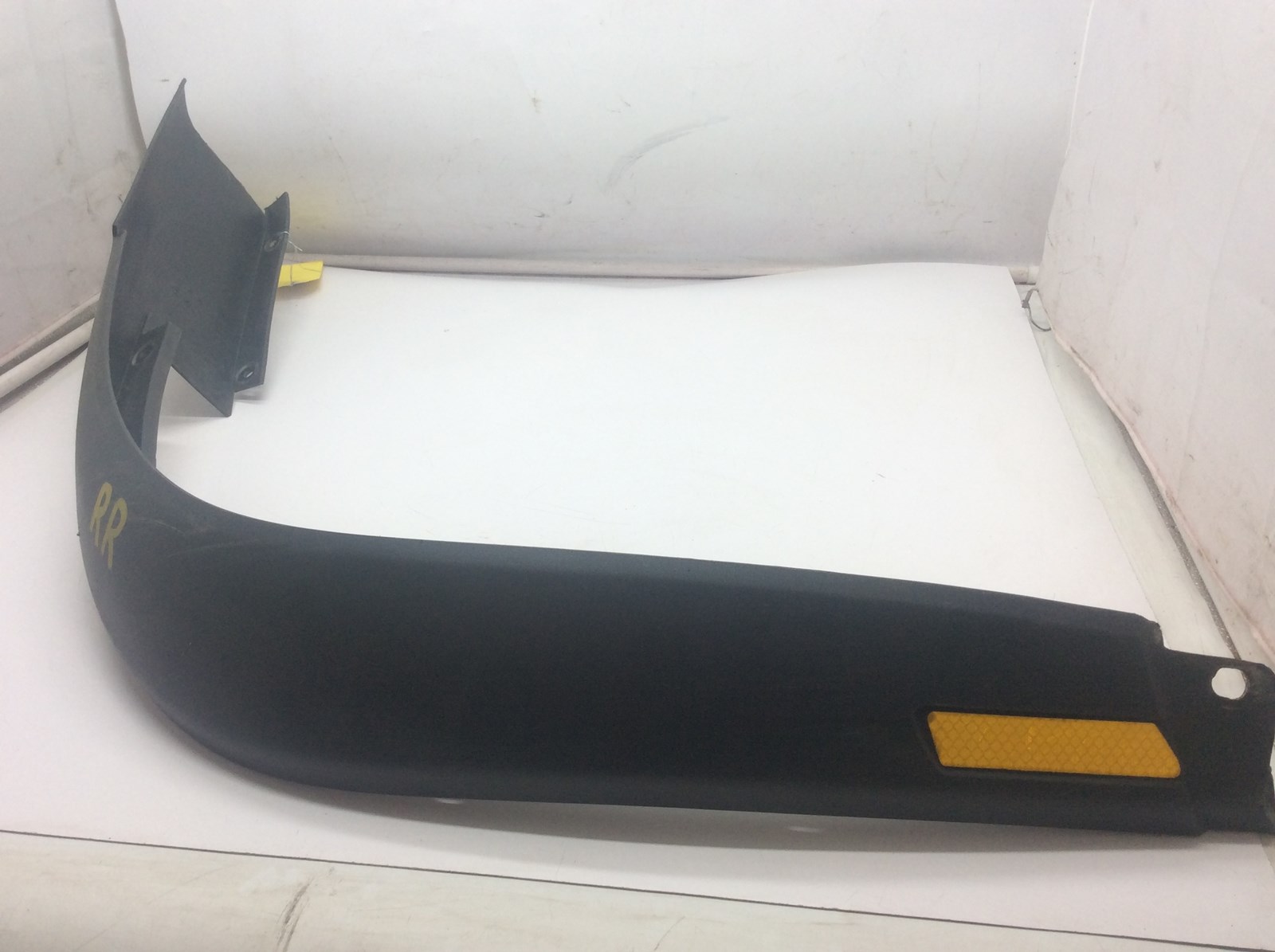 2004 Bombardier Right Rear Mudguard - Image 5