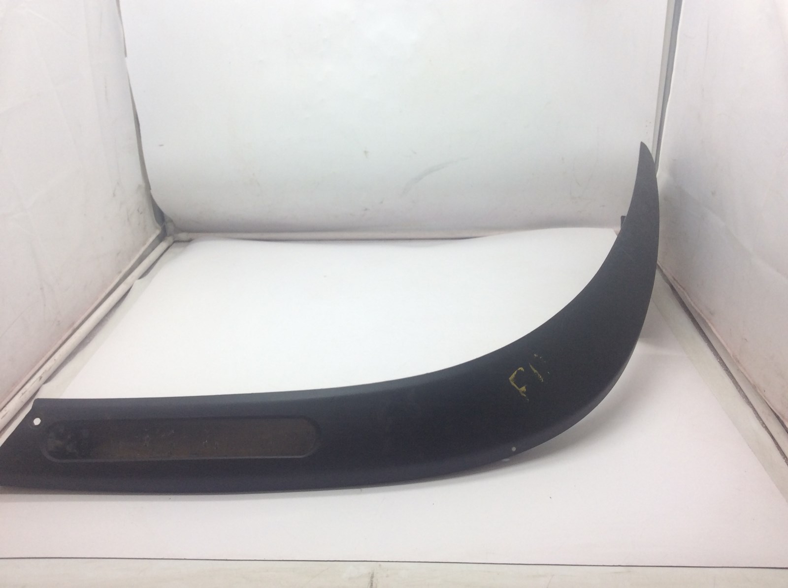 2004 Bombardier Front Right Mudguard - Image 2