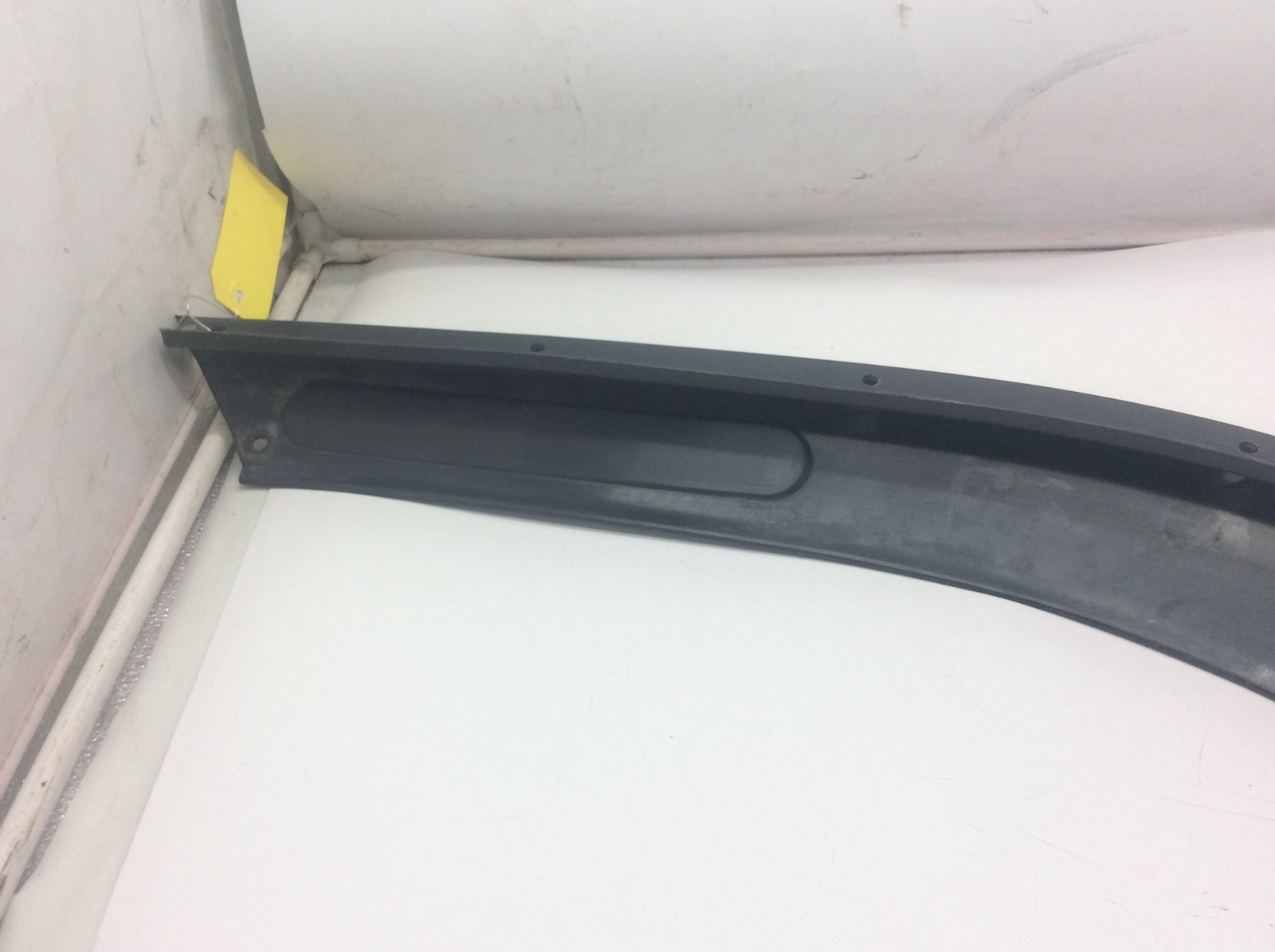 2004 Bombardier Front Right Mudguard - Image 4