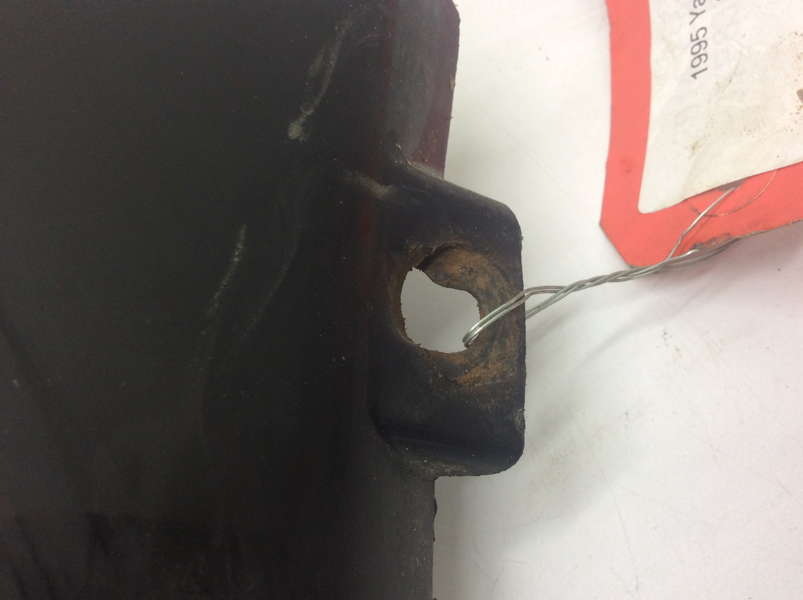 1994 Yamaha RH Side Panel - Image 3