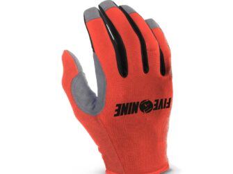 4 Low Glove