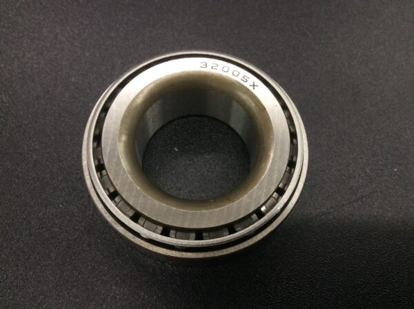 Steering stem upper bearing and race - Parts Plus